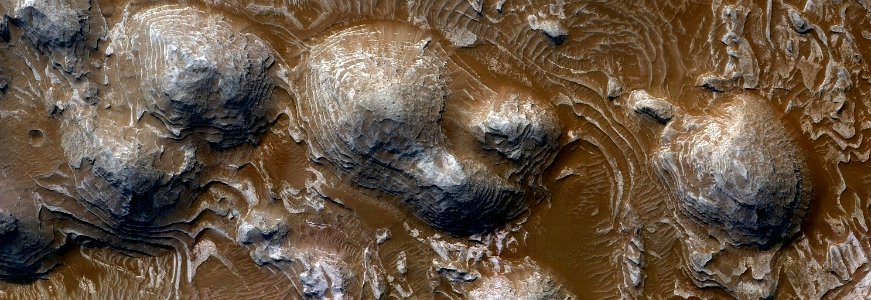 Mars - Candidate Landing Site for 2020 Mission in Firsoff Crater