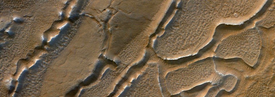 Mars - Cracks and Ribbed Terrain in Deuteronilus Mensae