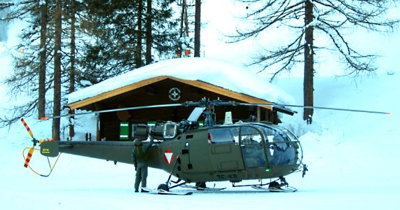 SA-316B Alouette III    3E-KR