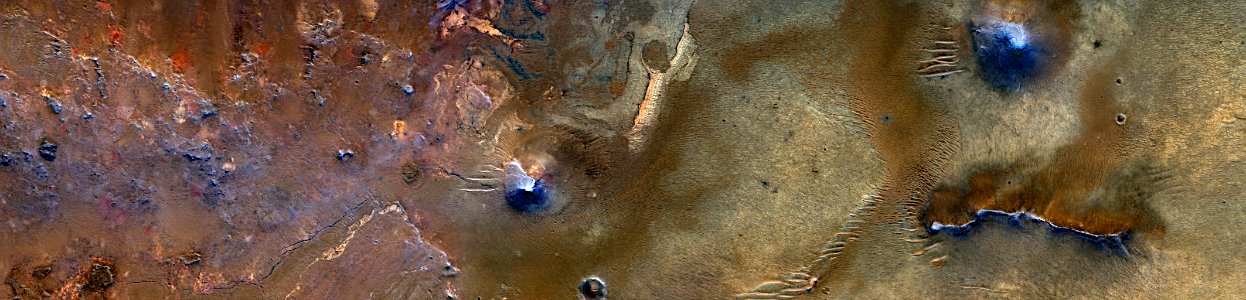 Mars - Large Phyllosilicate Deposit Near Nili Fossae photo
