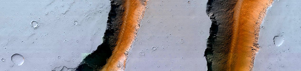 Mars - Slopes in Cerberus Fossae photo