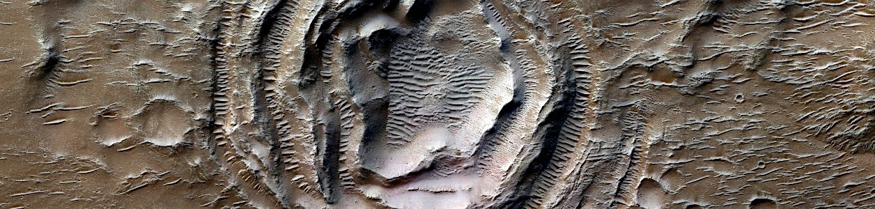 Mars - Ringed Ridges in Kasei Valles