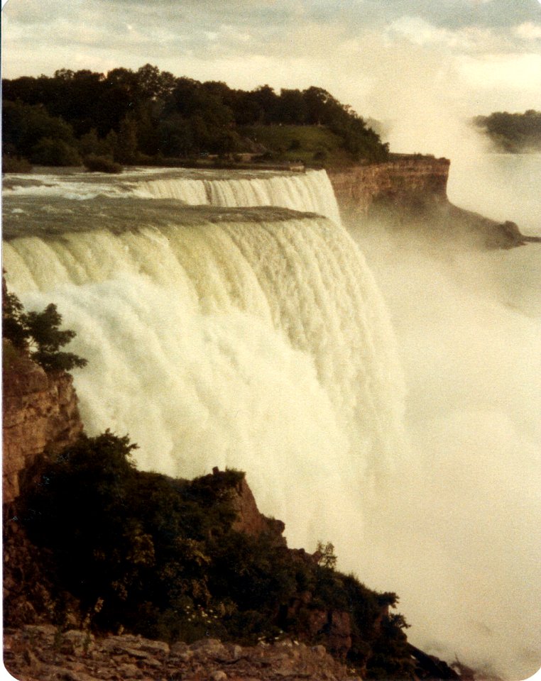 dest niagara falls