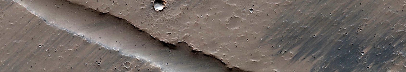 Mars - Fractures West of Jovis Tholus