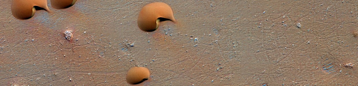 Mars - Small Barchan Dunes in Northeast Argyre Region