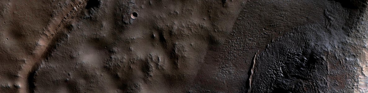Mars - Structure in NW Hellas Basin