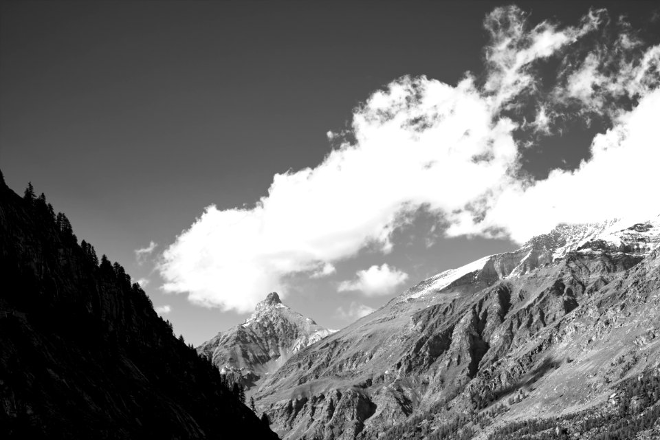Val Savaranche. Full resolution, best viewed large.