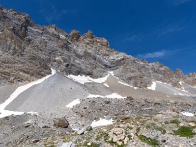 Mountain scene photo