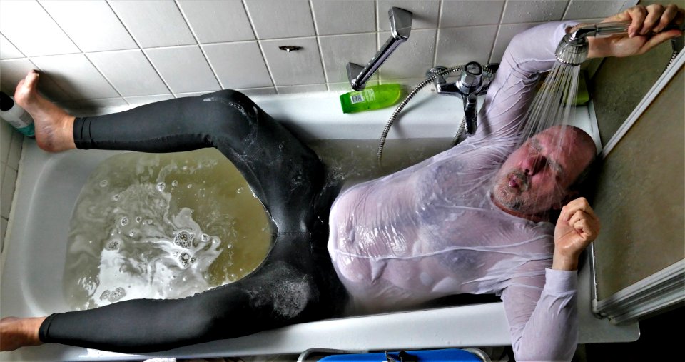 bathtub