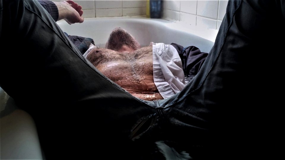 bathtub selfie II