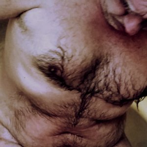 wet male body photo