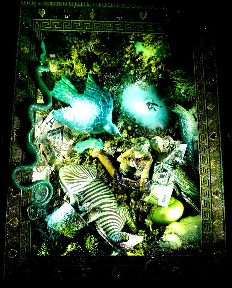 Bergdorf+Goodman+New+York+Holiday+Windows+2019+xmas++windowalk (3)