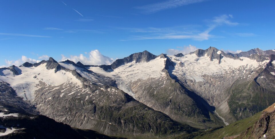 Austria ginzling zillertaler alpen photo