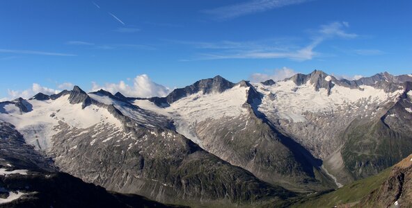 Austria ginzling zillertaler alpen photo