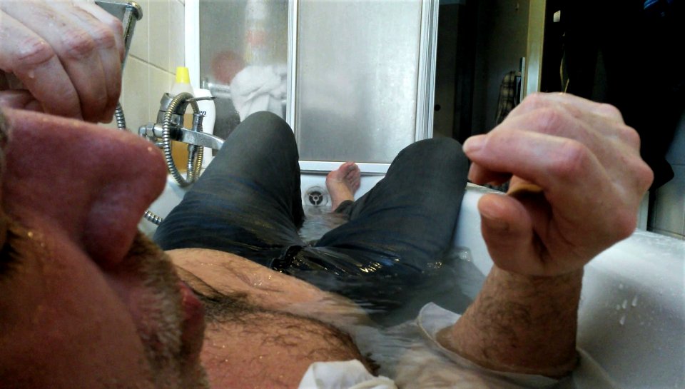 bathtub
