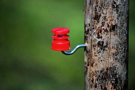 Post insulator demarcation