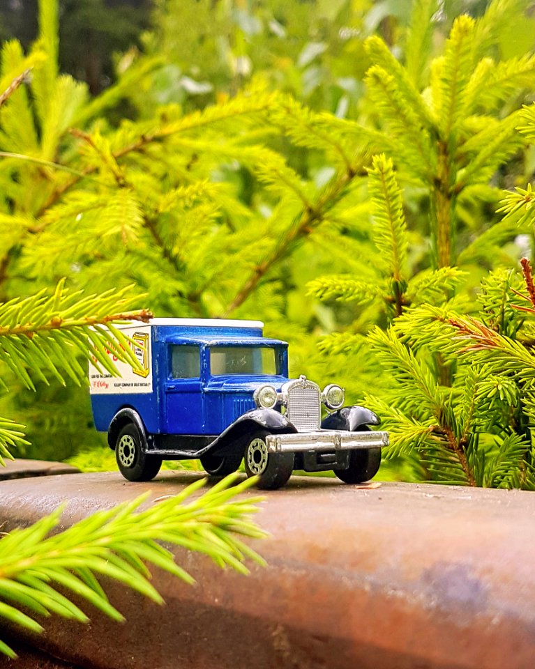 Matchbox toy car Ford  Model A 1927 Panel Truck kellogg's diecast model car