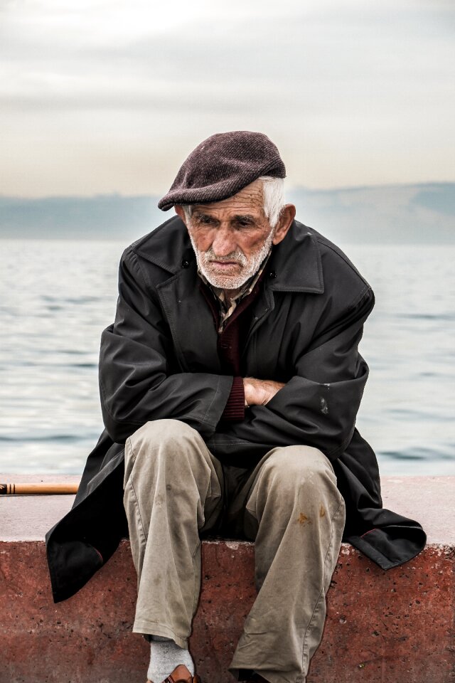 Loneliness think thinking