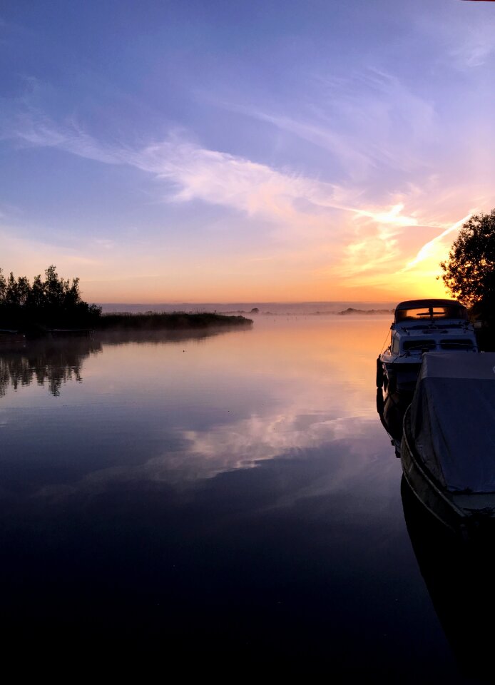 Sky calm mirroring