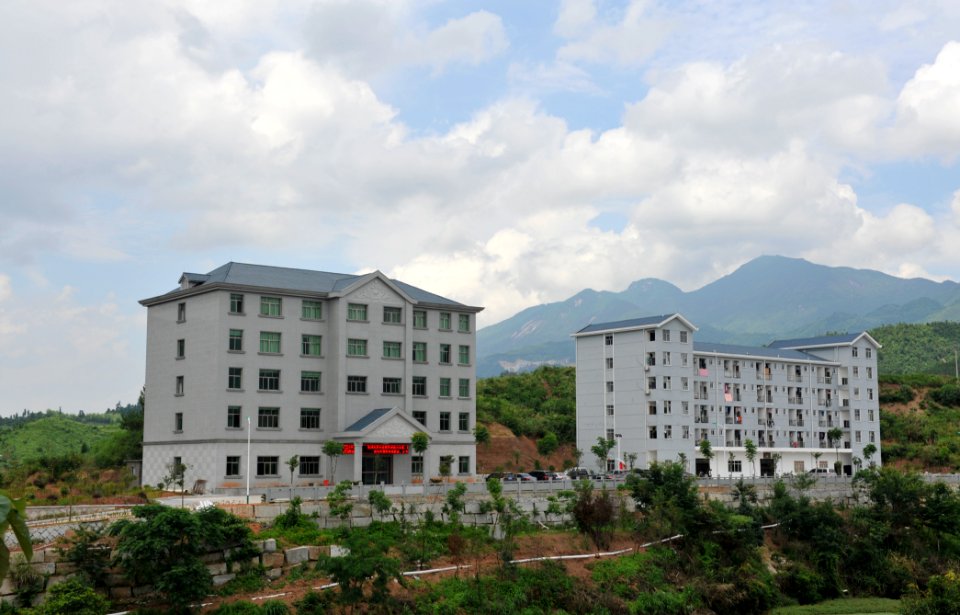 Granite sapphire factory