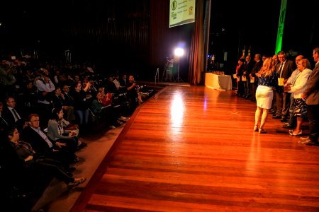 04.12.2017 - Vice-Prefeito Idemar Barz na entrega do prêmio destaque no desenvolvimento do agronegócio gaúcho em Porto Alegre RS photo