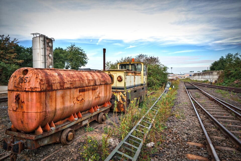 Locomotive rail traffic train