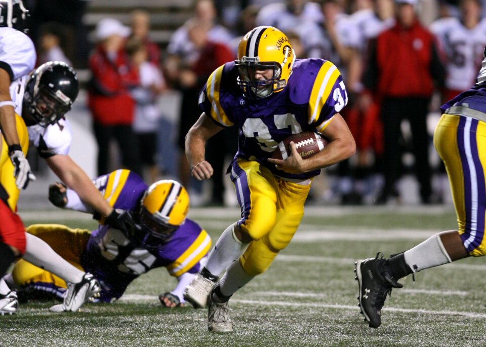 Action running gridiron