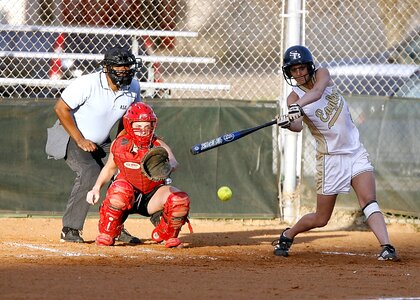 Umpire female game photo