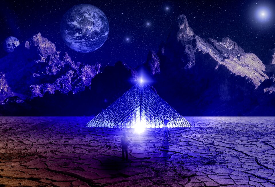 Space alien spacecraft