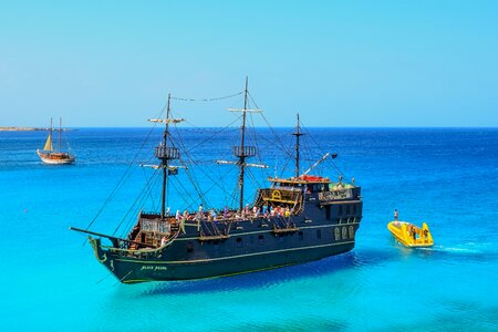 Boats tourism vacations