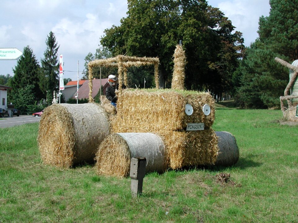 Stubble rural straw bales