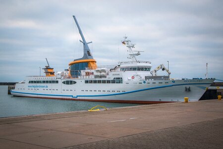 Helgoland ship water