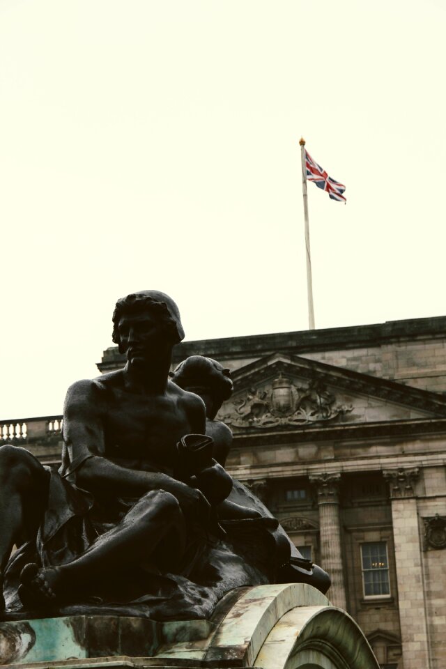 United kingdom palace golden