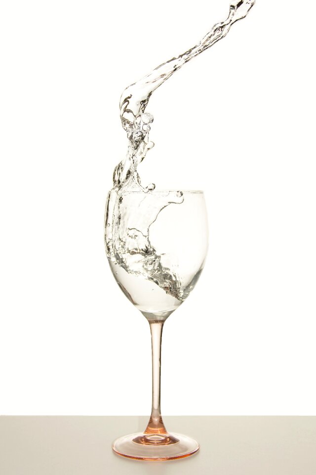Liquid drink refreshment