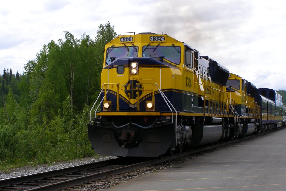 Locomotive talkeetna travel