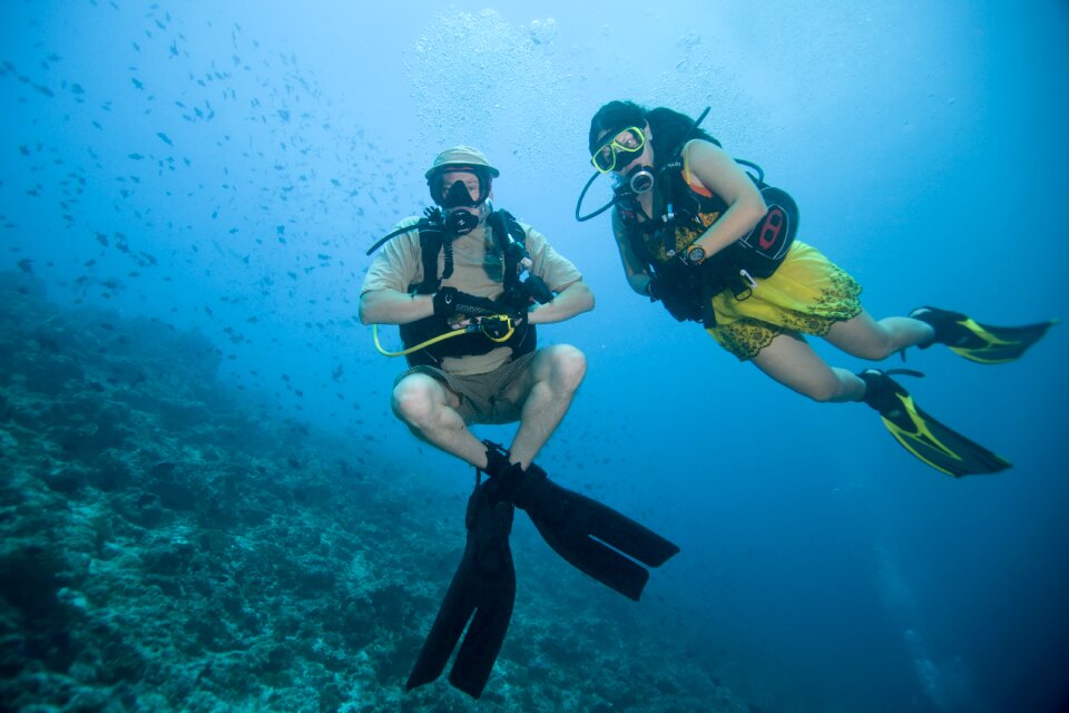 Buoyancy fashion sea