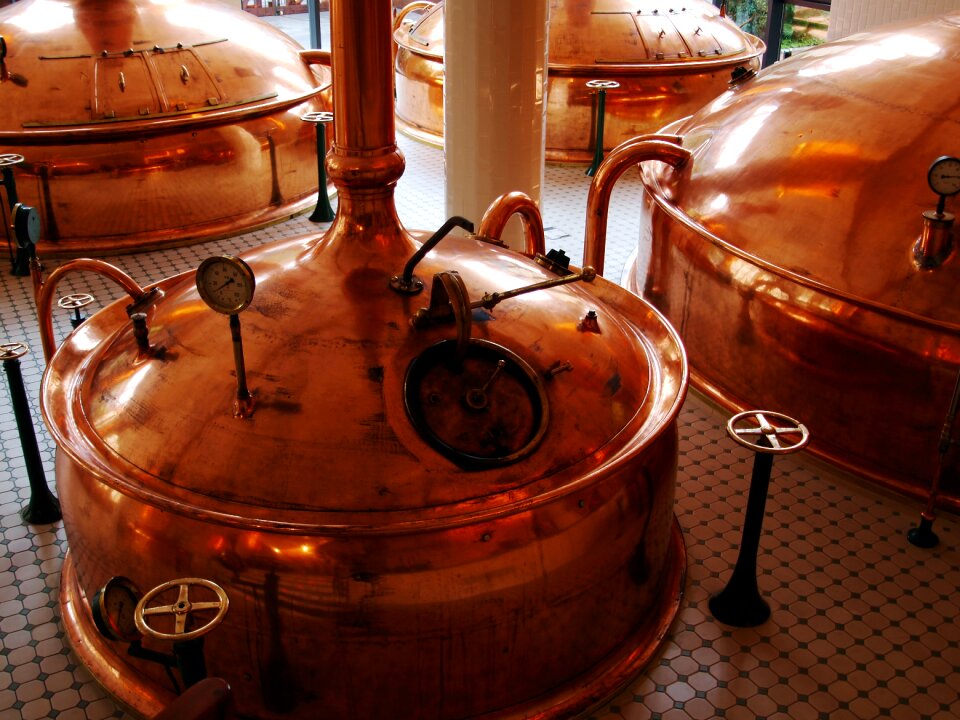 Brewery alcohol manufacture