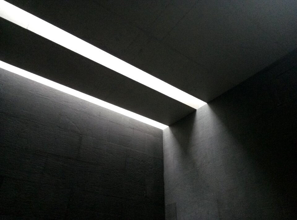 Light building structure