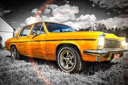 Retro automotive wheel