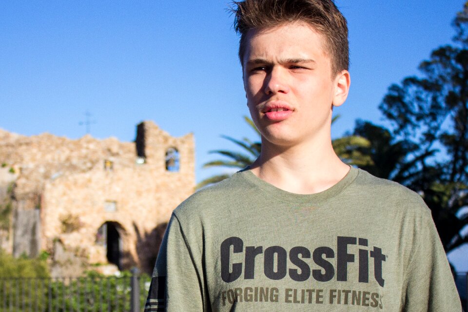 Crossfit forging elite athletes teenager