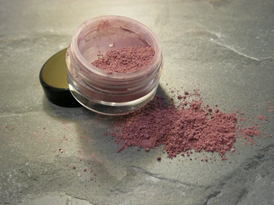 Powder eyeshadow blush