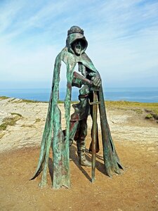 Sculpture bronze excalibur