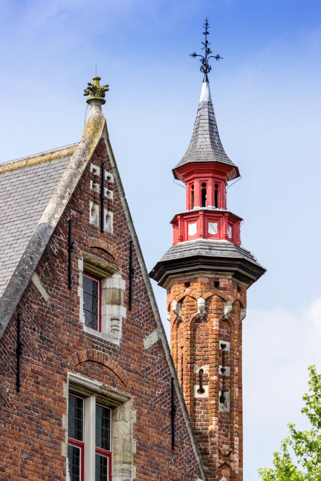Building historically romantic