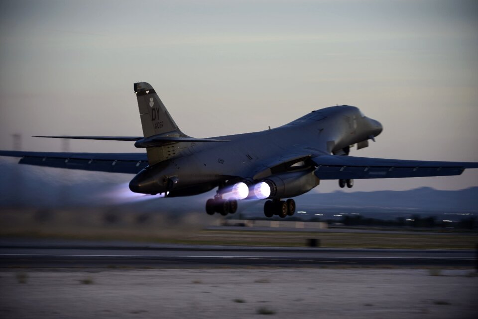 B-1b lancer nellis afb united states air force