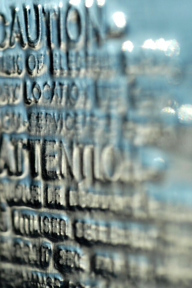 Metallic surface pattern