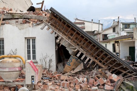 Disaster house roads