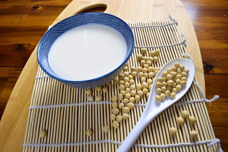 Soy milk 黄豆 豆浆 photo