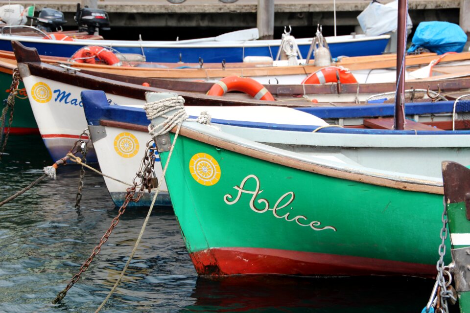 Water port rowing boat photo