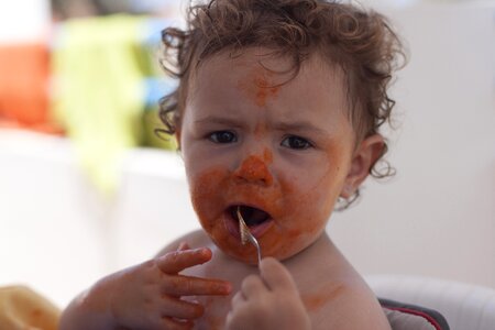 Eating tomato funny