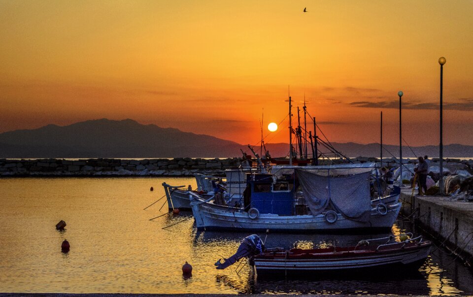 Boats sea sun